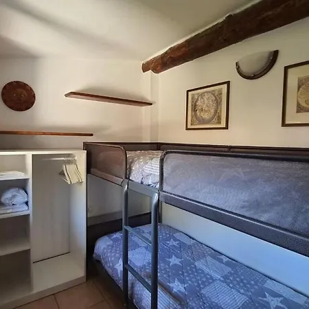 App Gatto Rosso Comfortable Holiday home Gravedona